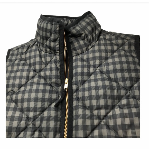 J. CREW || Quilted Excursion Puffer Vest. Sz. XS - Picture 3 of 13